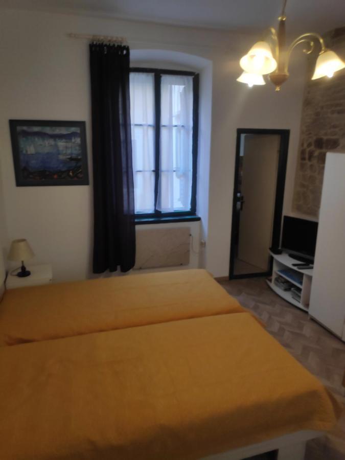 Apartment Poluotok *